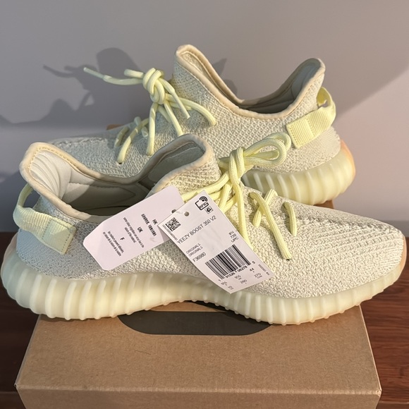 Yeezy boost 350 V2 - Picture 2 of 6